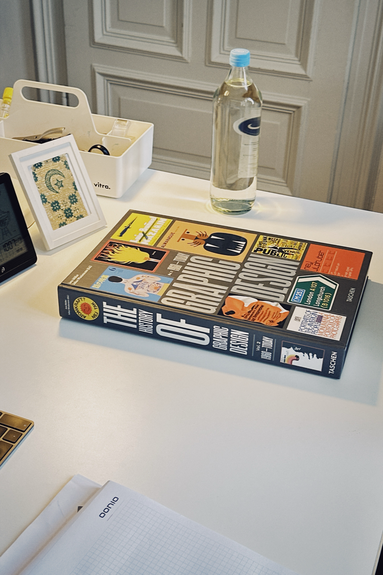 The History of Graphic Design von Jens Müller & Julius Wiedemann